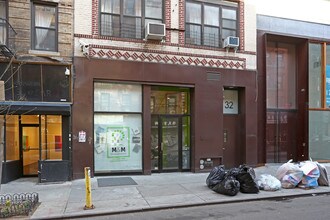 32 Orchard St in New York, NY - Building Photo - Building Photo