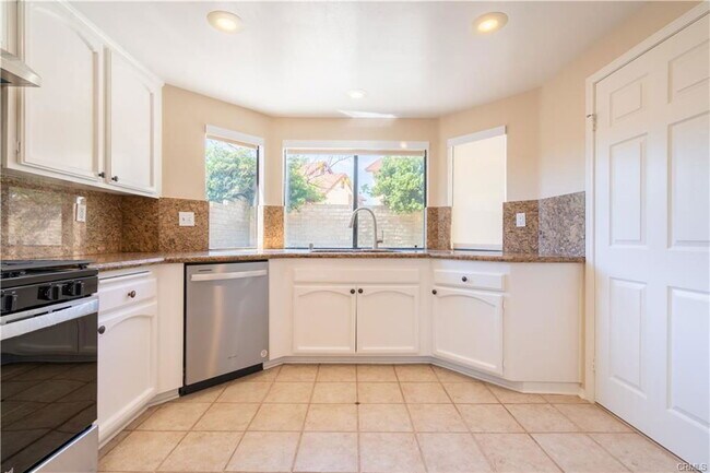 12055 Turtle Springs Ct in Los Angeles, CA - Building Photo - Building Photo