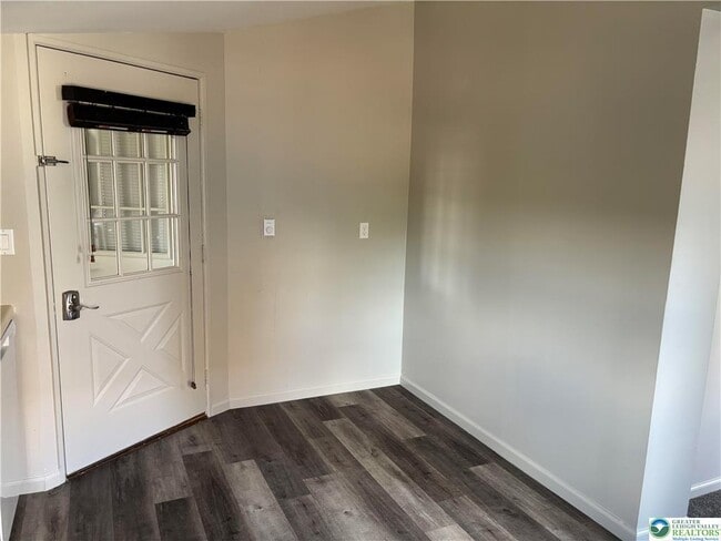 property at 3951 Mountain View Dr