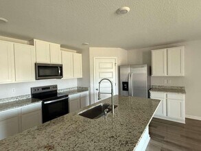 5509 Silverbell Dr in Milton, FL - Building Photo - Building Photo