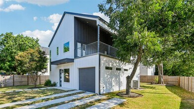 102 W Fawnridge Dr in Austin, TX - Building Photo - Building Photo