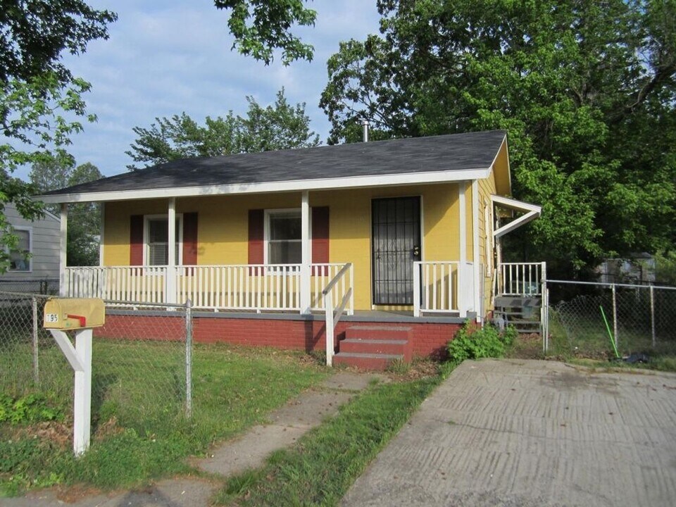 195 Pike Ave in Jacksonville, AR - Building Photo