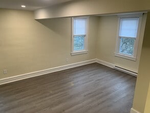 723 Kedron Ave in Morton, PA - Building Photo - Building Photo