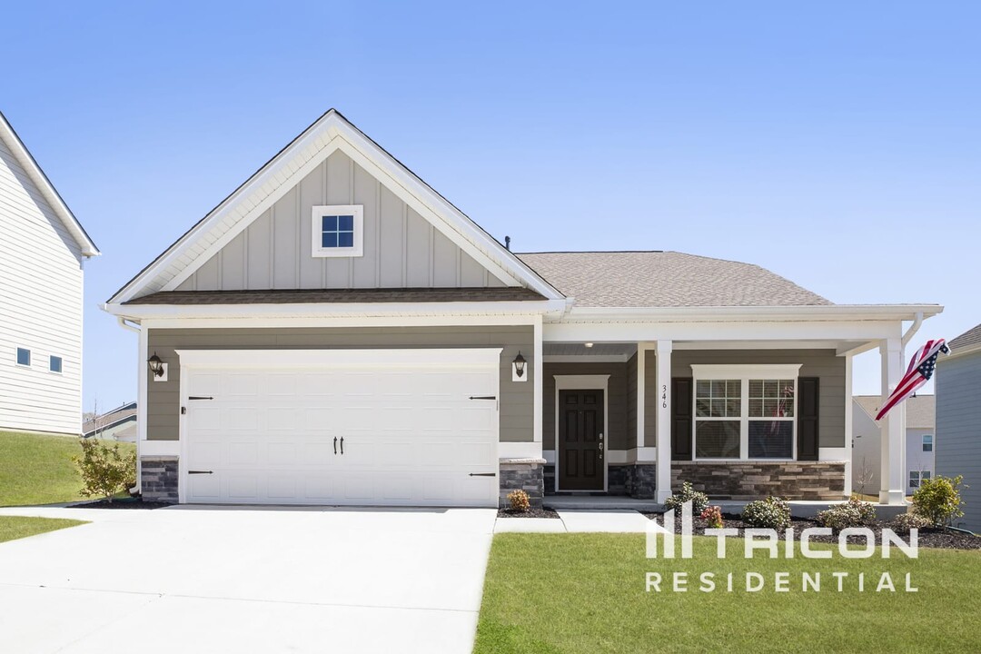 346 Crandon Rd in Mount Holly, NC - Building Photo