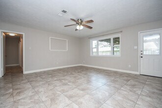 13607 Elm Ct in Sugar Land, TX - Building Photo - Building Photo