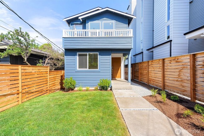 9526 Interlake Ave N in Seattle, WA - Building Photo - Building Photo