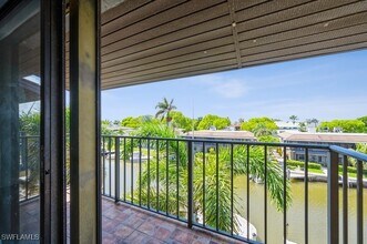 1400 Blue Point Ave in Naples, FL - Building Photo - Building Photo