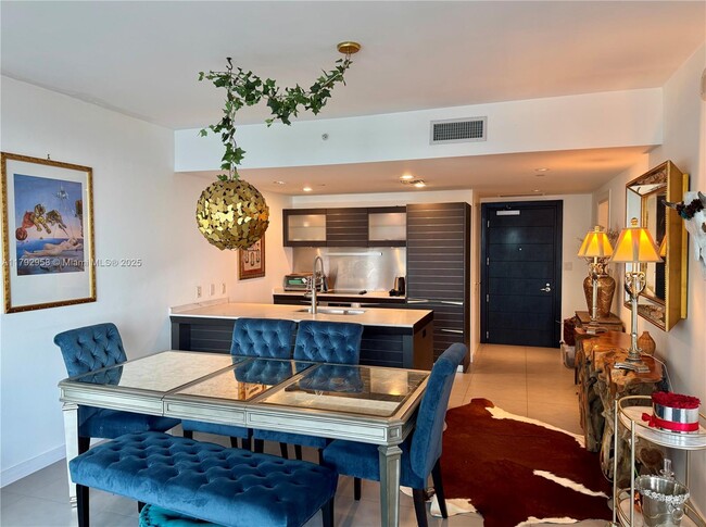 property at 200 Biscayne Blvd Way