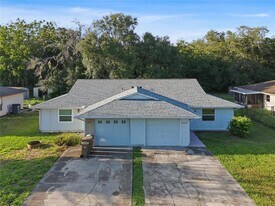 2429 Centennial Blvd in Leesburg, FL - Building Photo