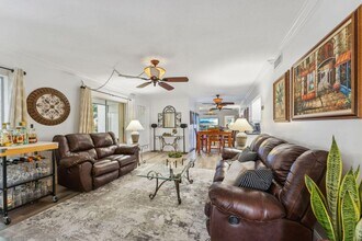 4689 Sable Pine Cir in West Palm Beach, FL - Building Photo - Building Photo