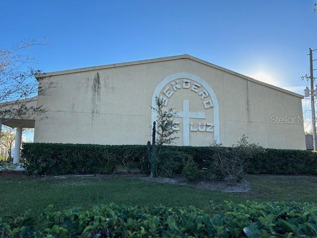 325 1st St in Ocoee, FL - Building Photo