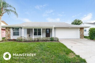 8120 Blue Finch Way in New Port Richey, FL - Building Photo