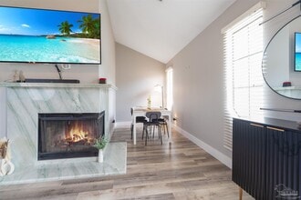 5001 Grande Dr in Pensacola, FL - Building Photo - Building Photo