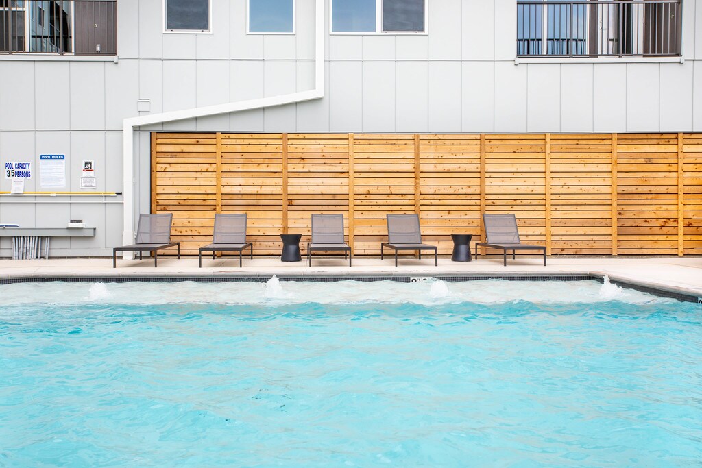 Grand Flats Apartments in St. Louis, MO