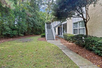 341 W Coleman Blvd in Mount Pleasant, SC - Building Photo - Building Photo