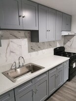 9490 Elm Ave in Fontana, CA - Building Photo