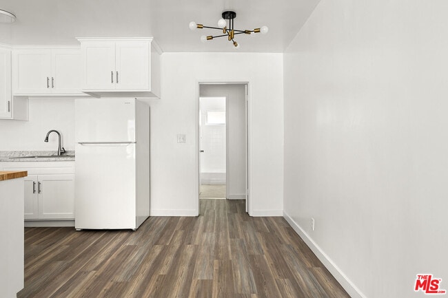 property at 1451 S Norton Ave