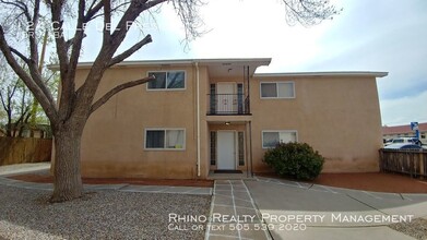 124 Calle Del Presidente-Unit -Unit 1 in Bernalillo, NM - Building Photo - Building Photo