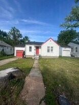 2525 Tyrell Dr in Jennings, MO - Building Photo