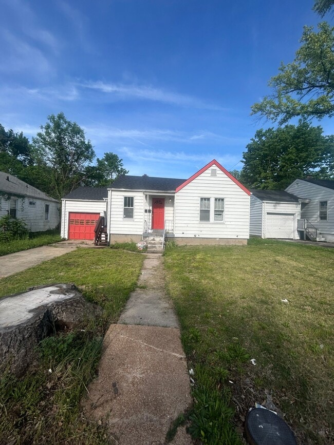 property at 2525 Tyrell Dr