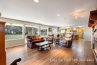 1227 Fairway Dr NE in Moses Lake, WA - Building Photo - Building Photo