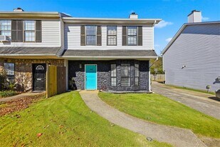 3682 Stephanie Ct in Powder Springs, GA - Building Photo