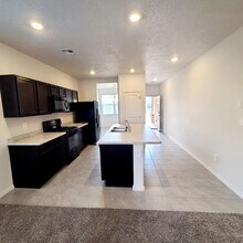 701 Desert Senna Ave SW in Los Lunas, NM - Building Photo - Building Photo
