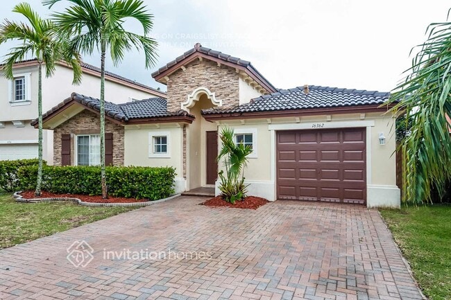 16362 SW 50th Terrace in Miami, FL - Building Photo - Building Photo