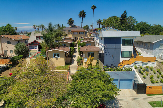 1817-1819 3/4 Bellevue Ave in Los Angeles, CA - Building Photo - Primary Photo