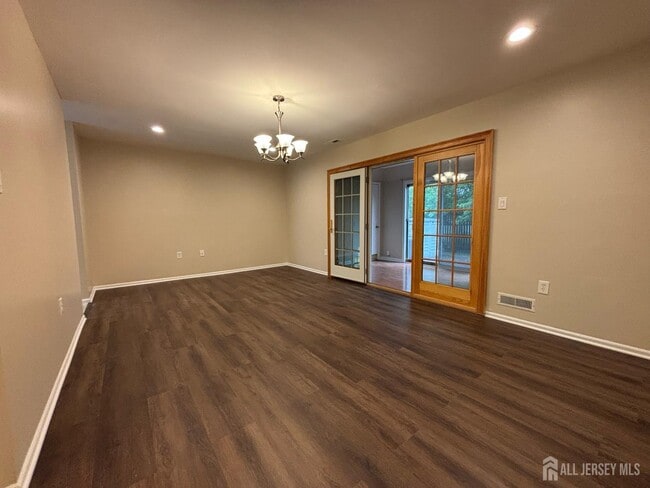 225 Constitution Cir in North Brunswick, NJ - Building Photo - Building Photo