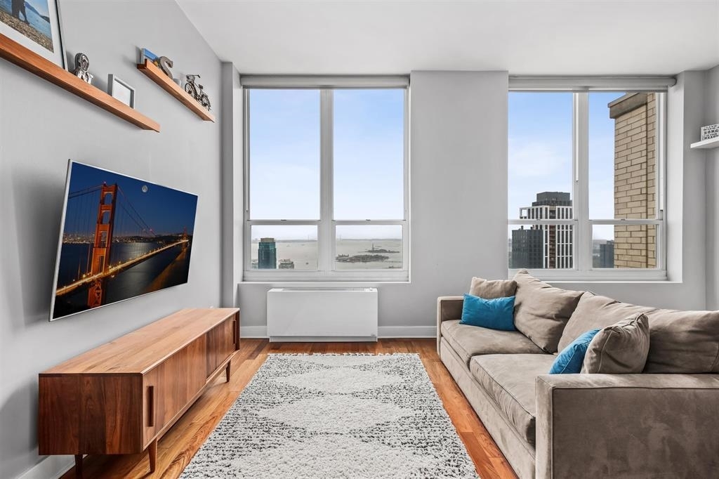 88 Morgan St in Jersey City, NJ - Building Photo