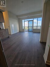 8010 Derry Rd in Milton, ON - Building Photo - Building Photo