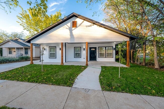 property at 1317 E Cannon St