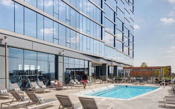 2100 S Wabash Ave in Chicago, IL - Building Photo - Building Photo