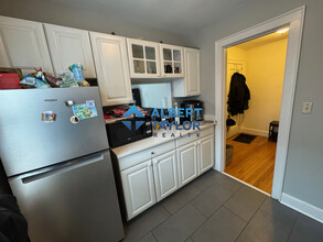 346 Harvard St, Unit 2 in Cambridge, MA - Building Photo - Building Photo