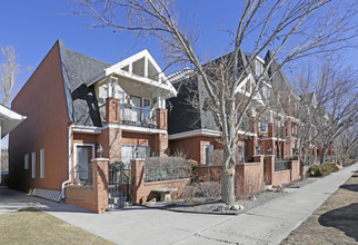 1110 5th Ave NW in Calgary, AB - Building Photo - Building Photo