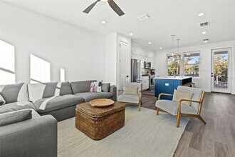 37 29th St N in St. Petersburg, FL - Building Photo - Building Photo