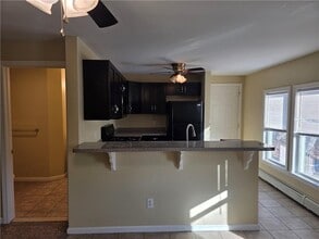 2226 Cranston St in Cranston, RI - Building Photo - Building Photo