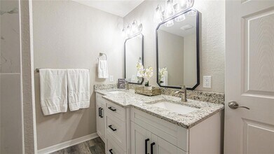 13572 SE 102nd Ct in Belleview, FL - Foto de edificio - Building Photo