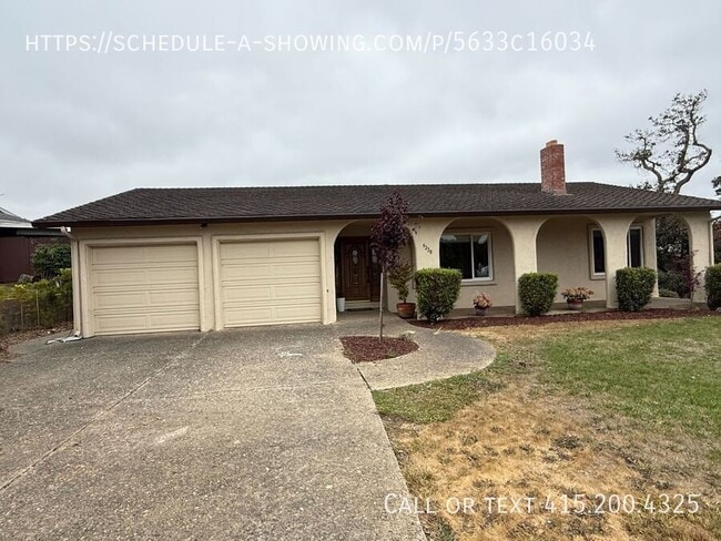 property at 9220 Canyon Oak Rd