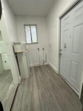 2034 NW 69th Terrace in Miami, FL - Building Photo - Building Photo