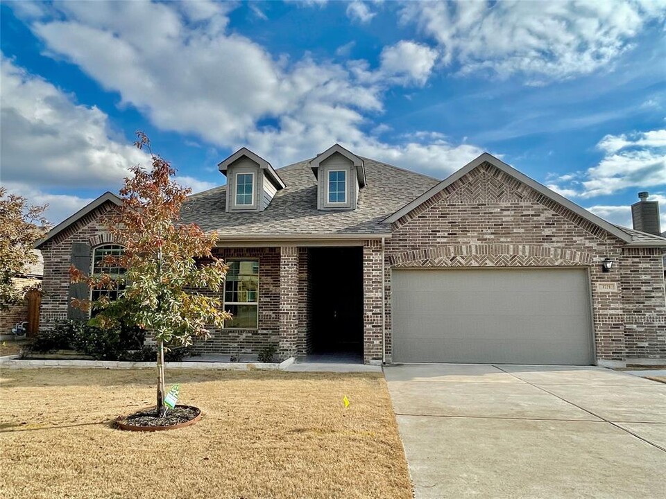 3721 Kearney Ln in Round Rock, TX - Building Photo