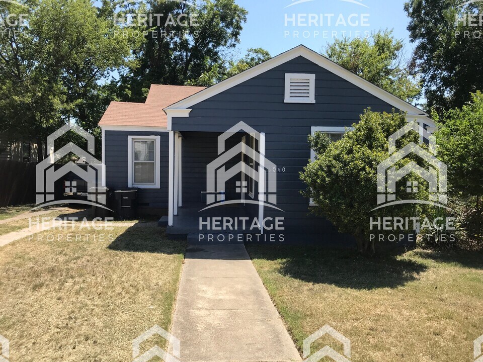 1040 Colvin St in Fort Worth, TX - Building Photo