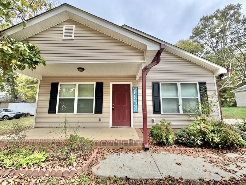 318 N Pryor St in Gastonia, NC - Foto de edificio