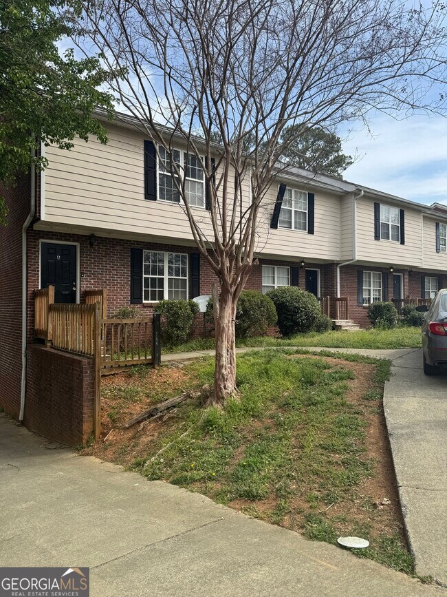 property at 105 Evergreen Trail SE
