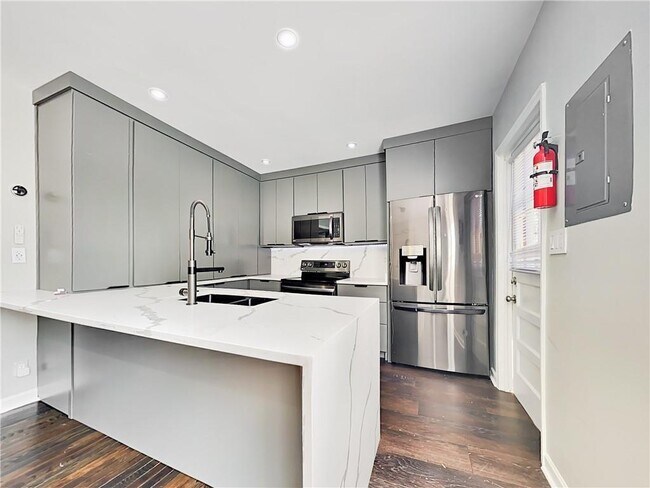 425 Lindbergh Drive NE in Atlanta, GA - Building Photo - Building Photo