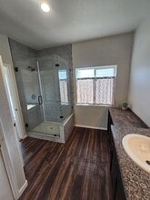 4048 Larner Way in Olivehurst, CA - Building Photo - Building Photo