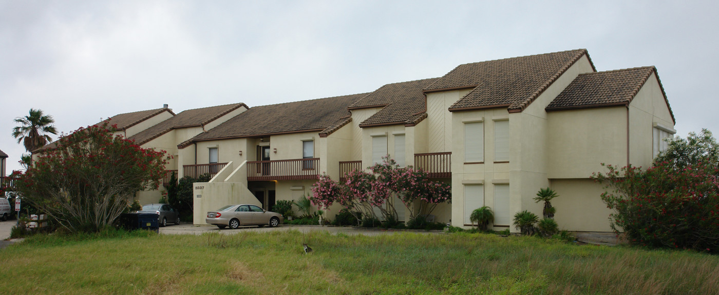 15337-1101-15337-1203 Bonasse Ct in Corpus Christi, TX - Foto de edificio