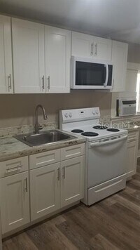 318 E Tarpon Ave photo'