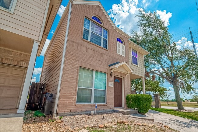 property at 206 Sydnor St